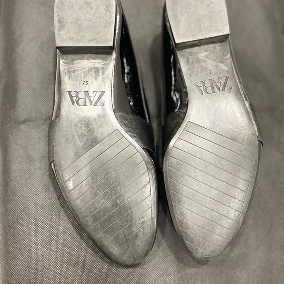 Patton leather black loafers with dramatic bow. - Picture 3 of 4